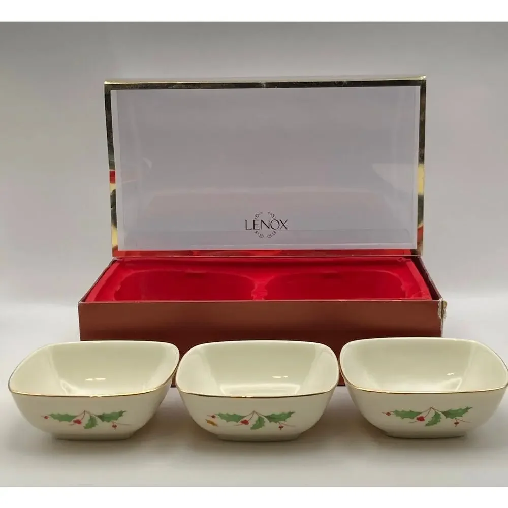 Lenox Holiday Christmas Holly Berry Dipping Bowls Set of 3 in Original Box